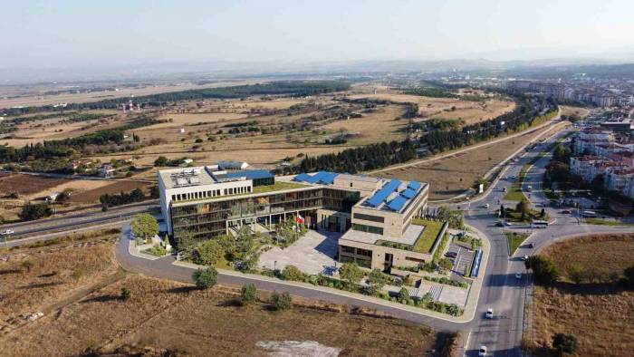 Yeni Hizmet Binasının Temel Hafriyatı Tamamlandı