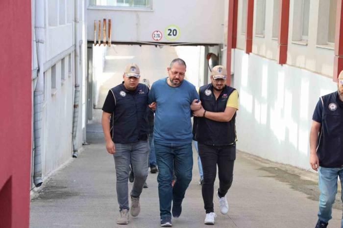 Adana’da Bylock Kullanıcısı 4 Fetö’cü Yakalandı