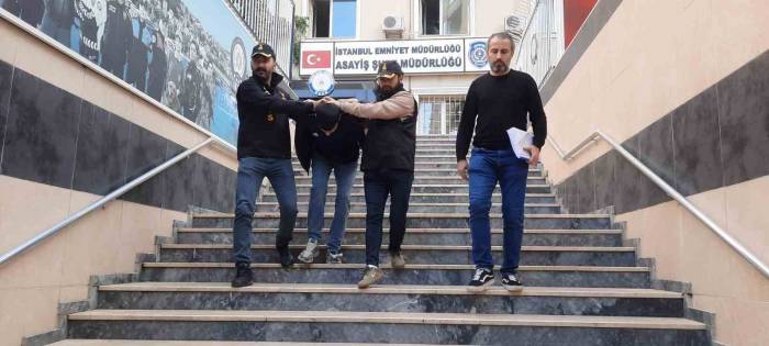 Gaziosmanpaşa’da Motosikletli Saldırganlar Ateş Açtı: 1 Ölü, 2 Yaralı