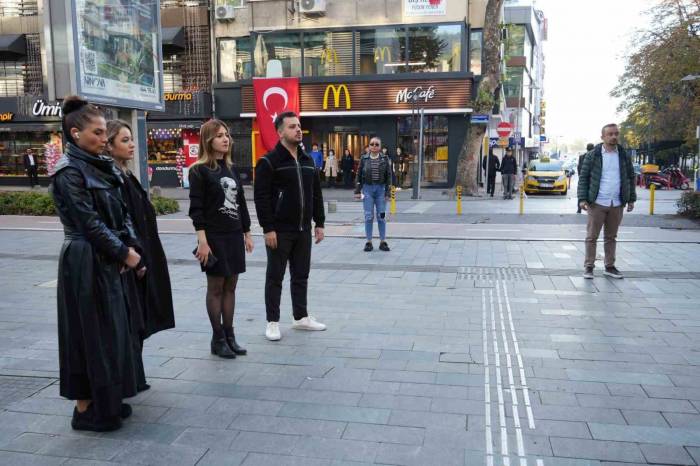 Kocaeli’de Ata’ya Saygı Duruşu