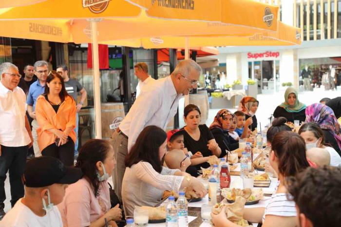 Başkan Tarhan: "İlçemizde Rehabilitasyon Merkezini Hayata Geçireceğiz"