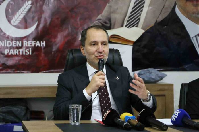 Yeniden Refah Partisi Genel Başkanı Erbakan: "Müslüman Ülkeler Filistin’e Kefen Göndermekten Başka Bir Şey Yapamıyor"