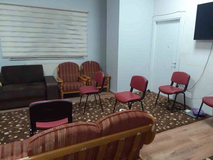 Yönetici Kulüp Binasında Antrenörü Darp Etti