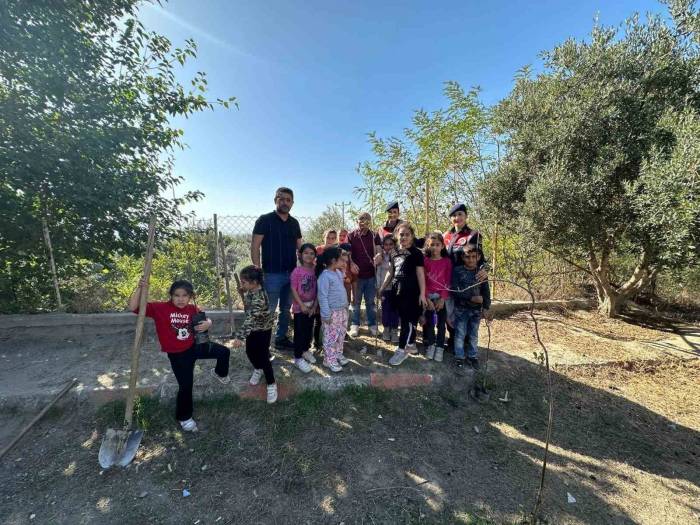 Minik Eller Geleceğe Nefes Oldu