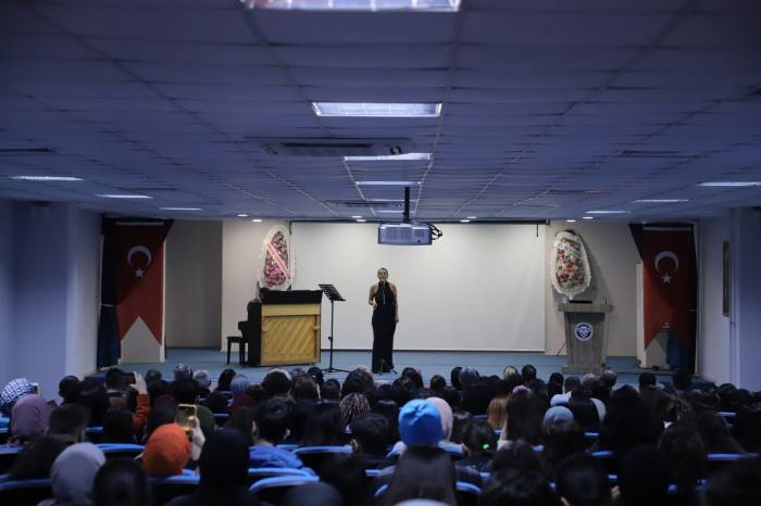 Atatürk, 85’inci Ölüm Yıl Dönümünde Ebyü’de Anıldı