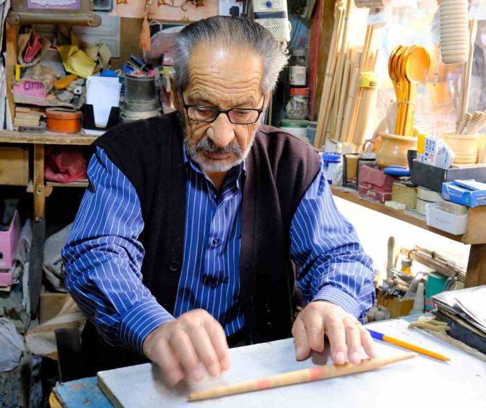 Babasından Devraldığı Çıkrıkçılığı Oğluna Bırakacak