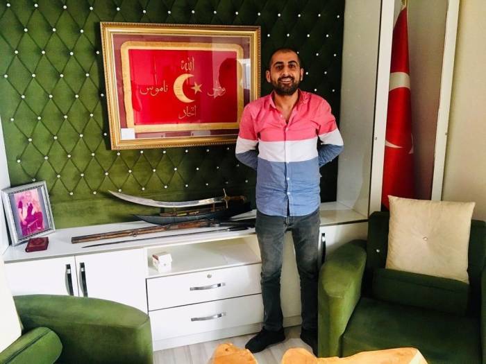 Gürültü Yapan Gençleri Uyarmak İçin Gittiği Parkta Bıçaklanarak Öldürüldü