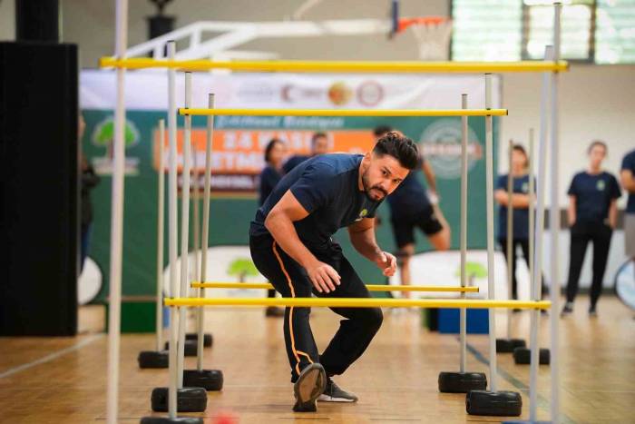 Kasım Ayında Yarışma Sırası Öğretmenlerde