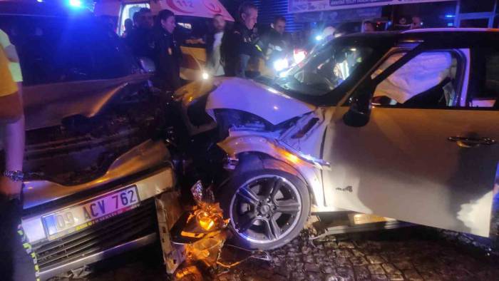 Aydın’da Trafik Kazası: 1’i Polis 3 Yaralı
