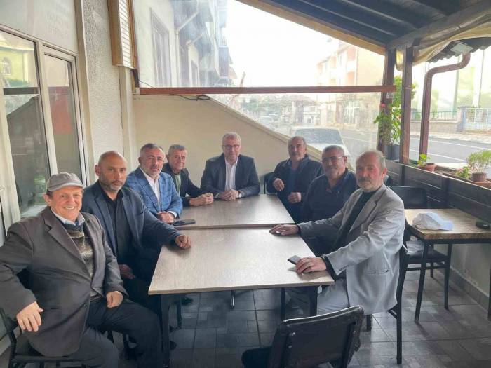 Ak Parti Hızlı Bir Tempoyla Sahalara İndi