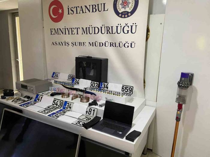 İstanbul’da Change Araçlarla Hırsızlık Yapan 7 Şahıs Yakalandı