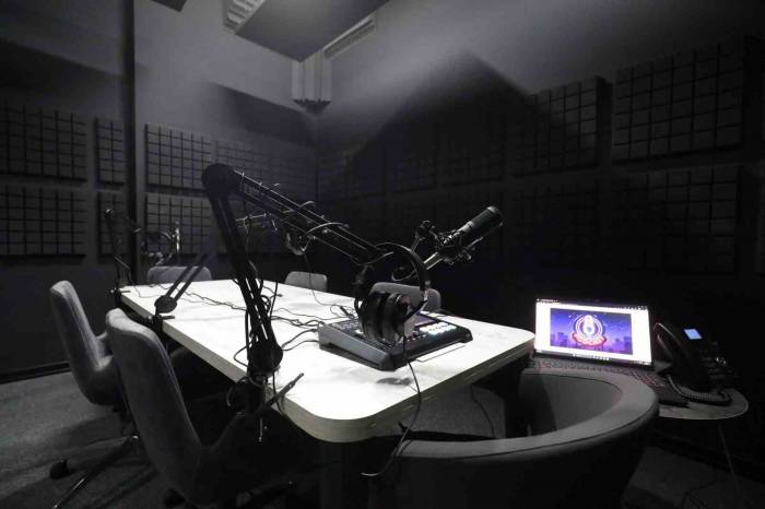 Bu Merkez Gençler İçin