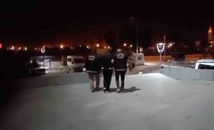 Kız Arkadaşını Rehin Alan Şahıs Tutuklandı