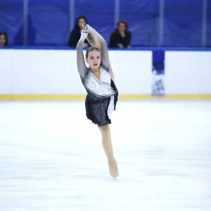 İzmirli Sporcular Buzdan Üç Madalya Çıkardı