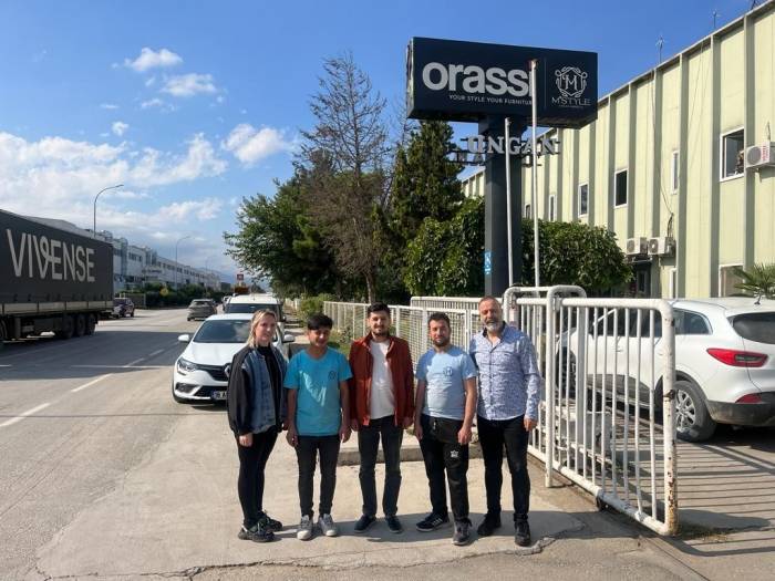 Engelli Öğrenciler Engelsiz Sosyal Yaşam Merkeziyle İş Sahibi Oluyor