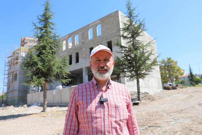 Başkan Çolakbayrakdar, “Sosyal Tesislerle Vatandaşlarımızın Hayatlarına Dokunuyoruz”