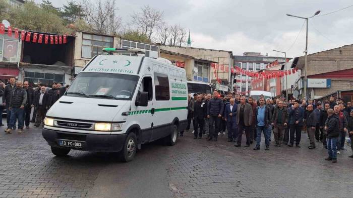 Şehit Polis Memuru Son Yolculuğuna Uğurlandı
