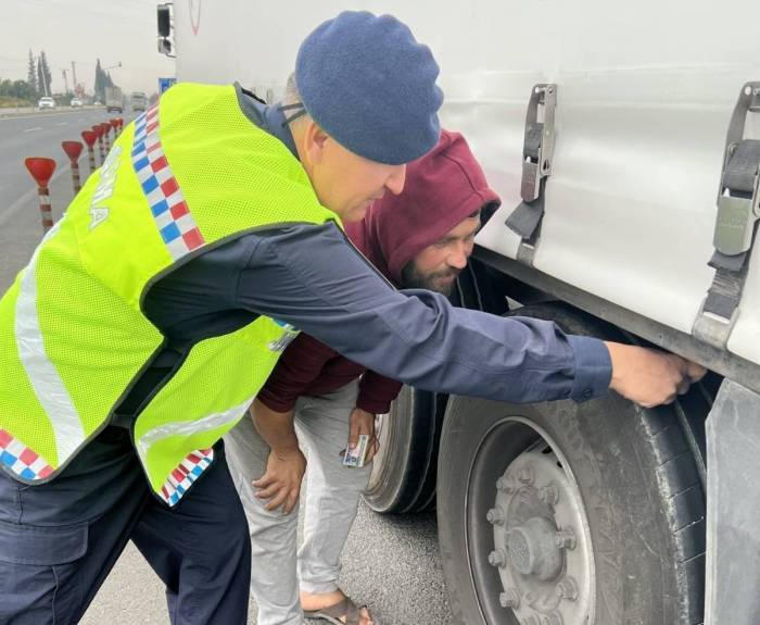 Jandarma 55 Aracın Trafiğe Uygunluğunu Denetledi