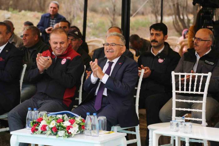 Başkan Büyükkılıç: “Birikimimizle, Ekibimizle Durmak Yok, Koşmaya Devam”