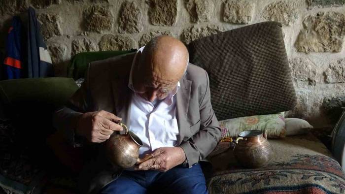 Zanaata Adanan 80 Yıllık Ömür