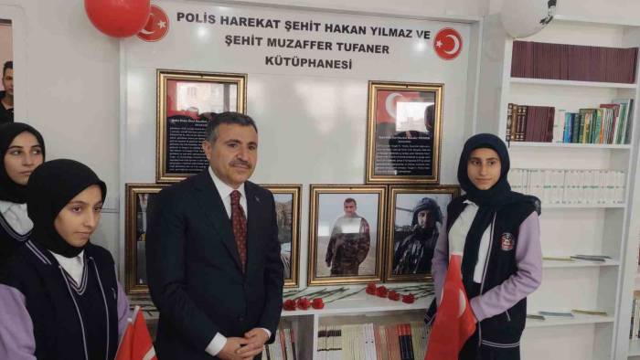 Şırnak’ta Şehit Polisler Adına Kütüphane Açıldı