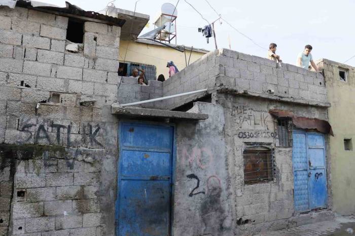 Sokakta Silahlı Kavga Çıkartıp Masum Çocuğu Öldüren Katiller Tutuklandı