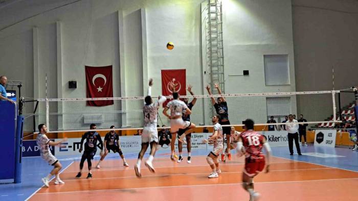 Axa Sigorta Efeler Ligi: Türşad: 0 - Alanya Belediyespor: 3