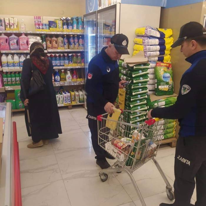 Zabıta Ekiplerinden Market Denetimi