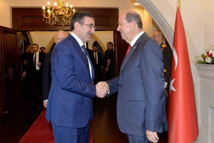 Cumhurbaşkanı Yardımcısı Yılmaz, Kktc Cumhurbaşkanı Tatar İle Bir Araya Geldi