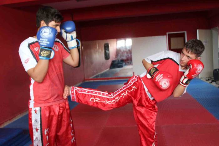 Depremzede Gencin Hedefi Dünya Şampiyonluğu