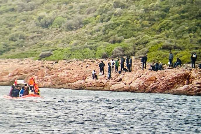 İzmir’de Düzensiz Göçmenlerin Can Pazarı