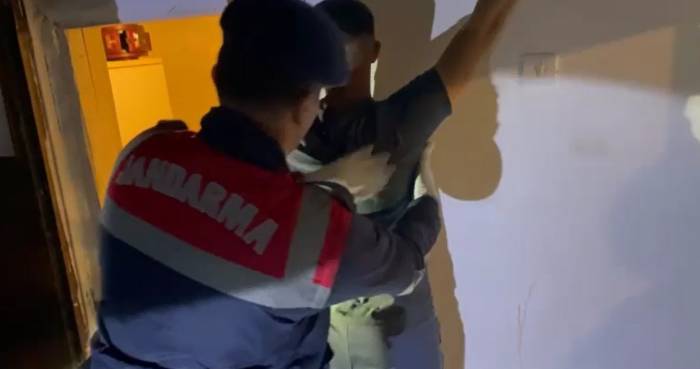 Jandarmadan Uyuşturucu Operasyonu: 2 Gözaltı
