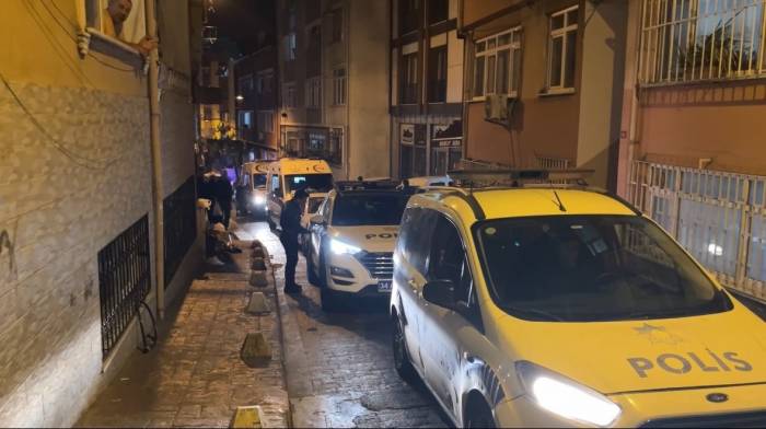 Beyoğlu’nda Akıl Almaz Olay: Çocukların Kavgasında Babaları Birbirini Vurdu