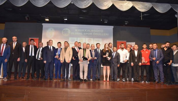 Başkan Ergün Yılın Büyükşehir Belediye Başkanı Seçildi