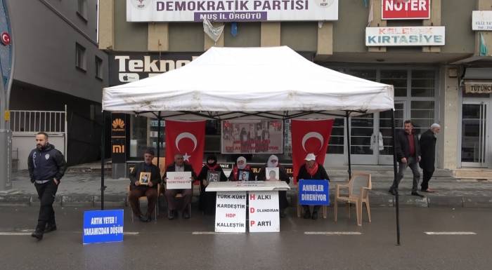 Muşlu Ailelerin Evlat Nöbeti Devam Ediyor