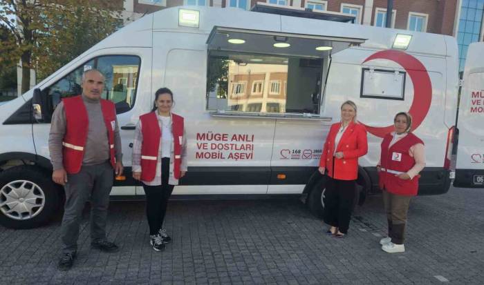 Türk Kızılay’ı Bilecik Şubesine Mobil İkram Aracı Tahsisi