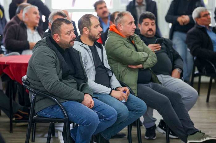 Başkan Çakın Kamyoncularla Kahvaltı Da Buluştu