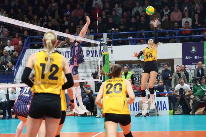 2024 Cev Şampiyonlar Ligi: Jedinstvo Stara Pazova: 0 - V. Bank: 3