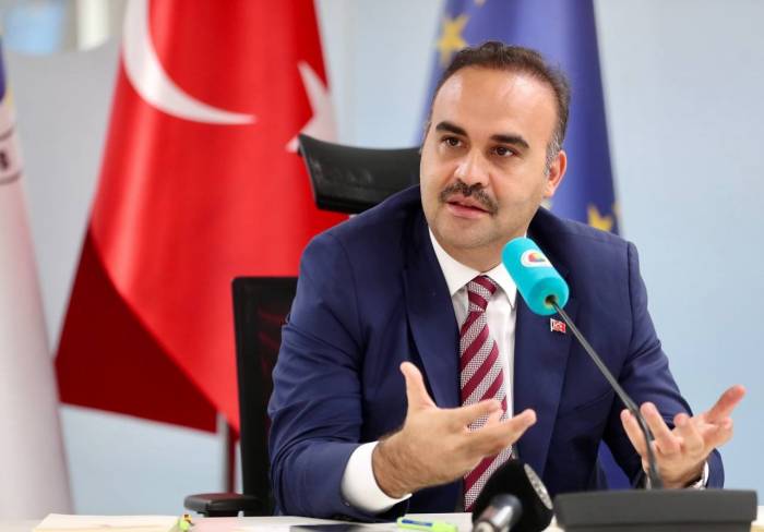 Bakan Kacır, Belçika’da Stk Ve İş Dünyası Çatı Kuruluşlarının Temsilcileriyle Bir Araya Geldi