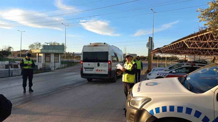 Balıkesir’de Servis Araçlarına Denetim