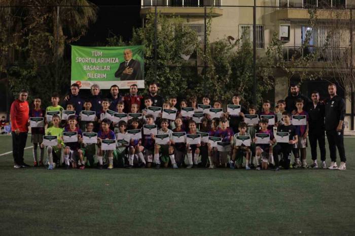 Efeler 100. Yıl Cup Şampiyonu ’altınordu’ Oldu