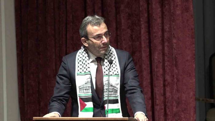 Filistin’e Destek Gecesinde Duygusal Anlar