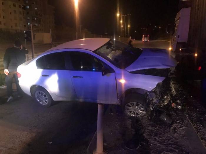 Hatay’da Trafik Kazası: 2 Yaralı