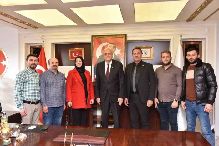 Kokoreççilerin Sorunlarını Dinledi