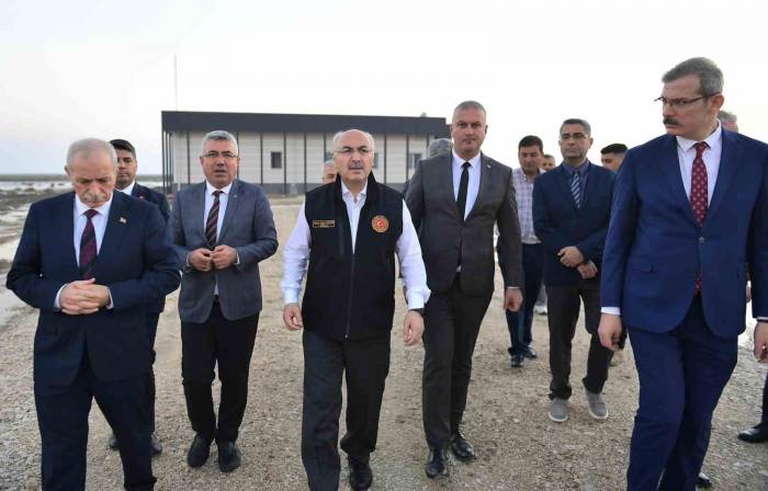 Vali Köşger, Karataş Tarıma Dayalı Sera Ve Su Ürünleri Osb’lerinde İncelemelerde Bulundu