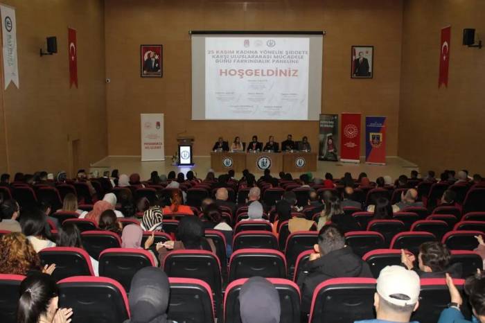 Bayburt’ta Kadına Yönelik Şiddete Karşı Farkındalık Paneli