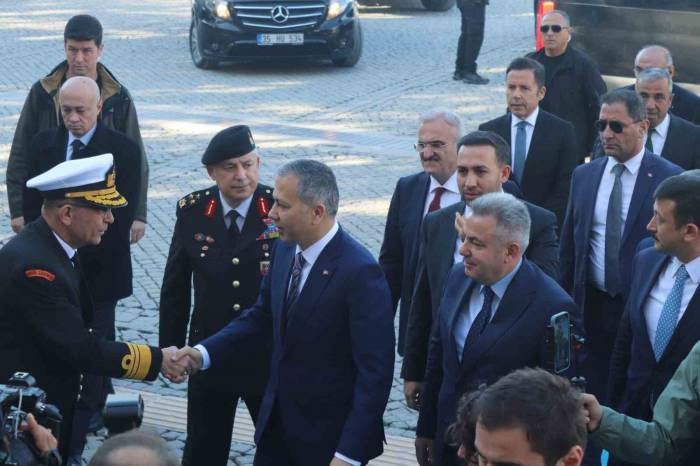 İçişleri Bakanı Ali Yerlikaya’dan İzmir’e Ziyaret