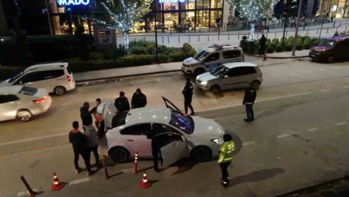Bursa’da 2 Bin 669 Araç Kontrol Edildi, 27 Sürücüye Toplam 143 Bin Lira Ceza