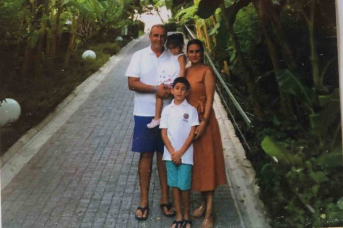 Firari Müteahhidin Peşini Bırakmayan Kadın, 4 Yakınının Acısına Dayanamayarak Kalbine Yenik Düştü