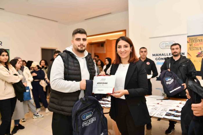 Üniversite Öğrencilerine Afet Bilinci Eğitimi Veriliyor